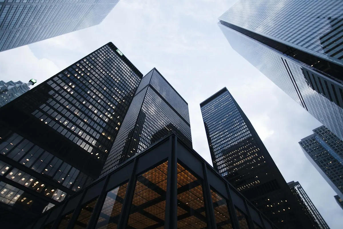 Lower Parel and 63 Mumbai IT corridor — Infosys, HCL, Wipro and mid-size IT services on Zoho CRM, Books and One